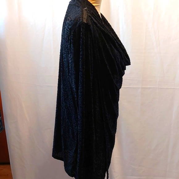 Alfani Black Evening Blouse with Unique Embellishment Size L - Picture 7 of 9